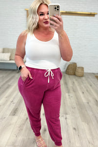 Unconditional Comfort Joggers in Magenta